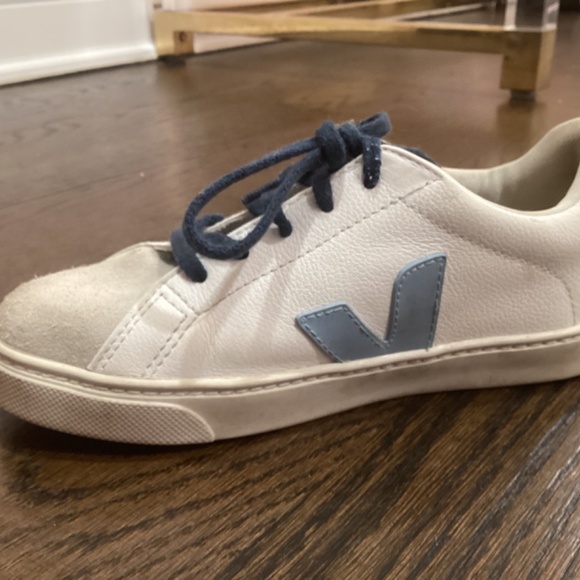 Veja sneakers kids size 35 European - Picture 4 of 4